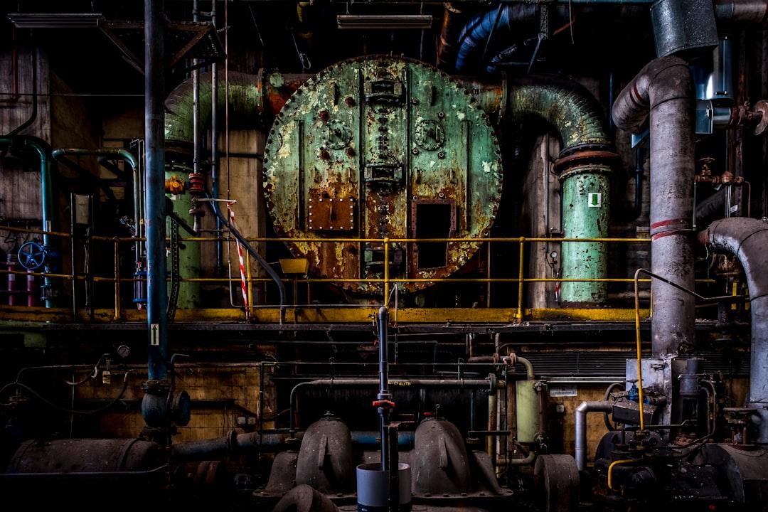 Close-up photo of factory from Taton Moïse on Unsplash