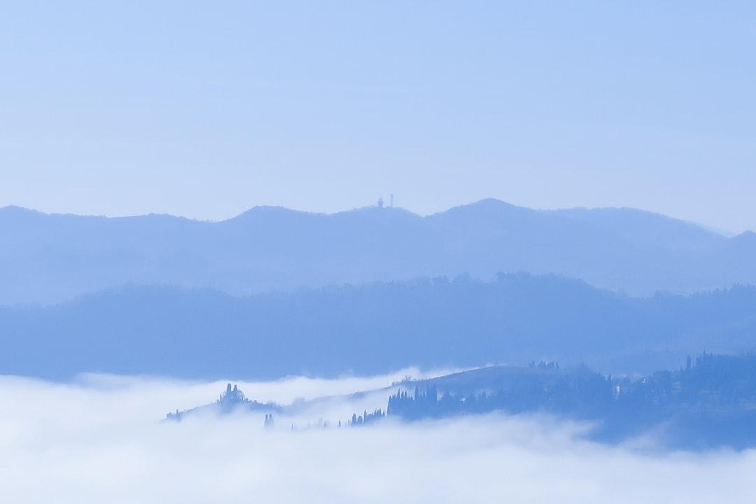 Sea of clouds across mountains from Daniele Levis Pelusi on Unsplash
