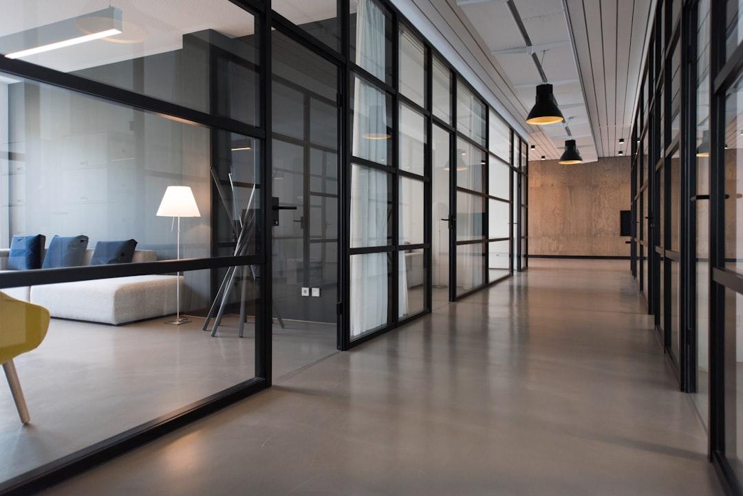 Hallway between glass-panel doors from Nastuh Abootalebi on Unsplash