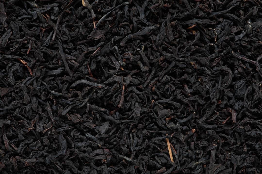 Black burnt matchsticks closeup photography from Oleg Guijinsky on Unsplash Thức uống vừa giúp giảm mệt mỏi, háo khát vừa giúp bảo vệ gan cho quý ông quá chén