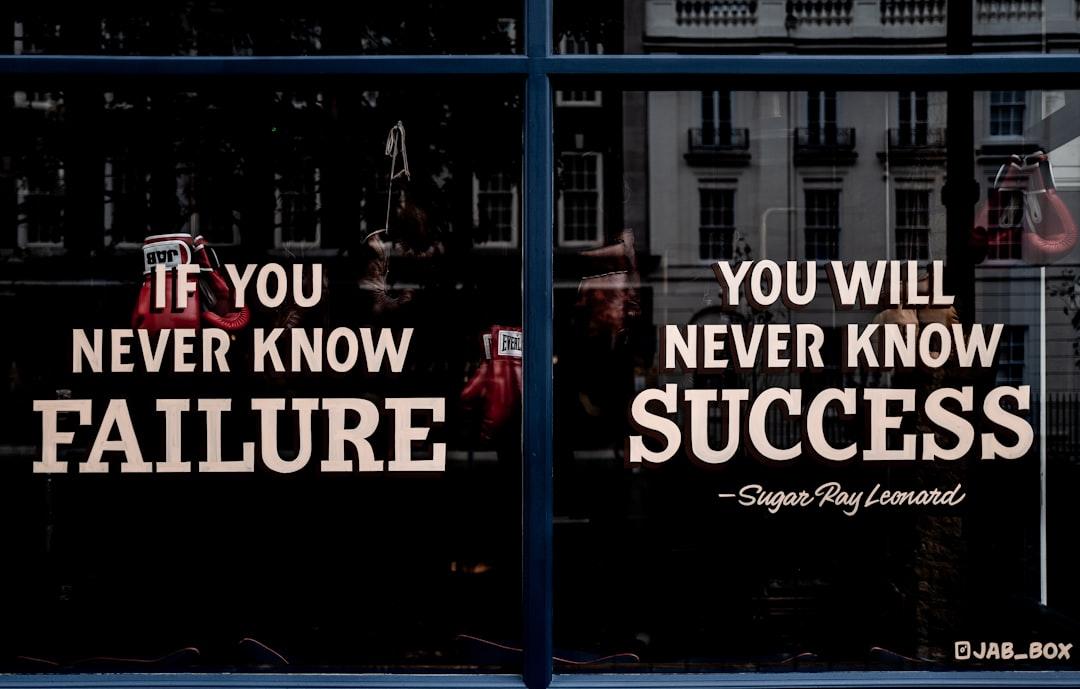 Text from the blowup on Unsplash Hẹp niệu đạo gây nhiều rắc rối cho quý ông